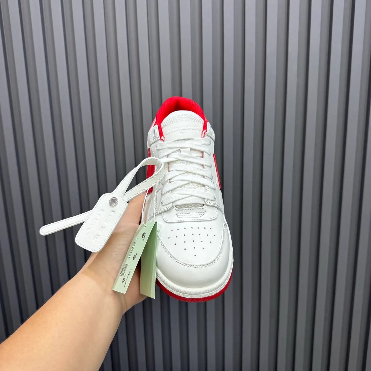 P620 OFF WHITE⚡️Couple model⚡️35-40 women’s model 39-46 men’s model